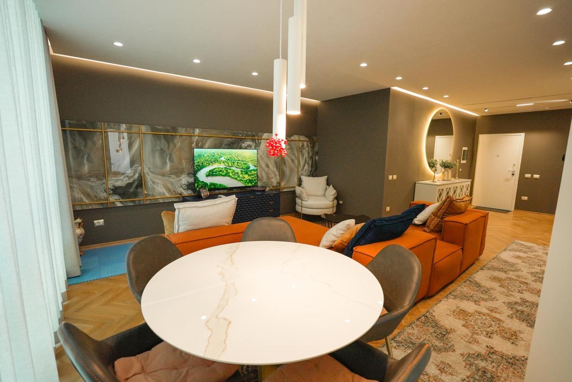 Апартаменты Grandstay *